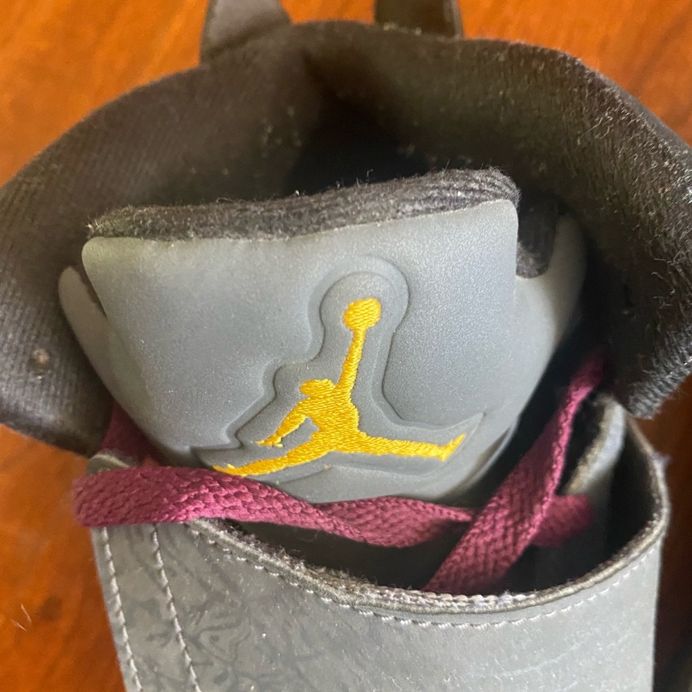Jordan’s size 7